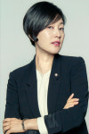 ‘리턴’ 박진희, 새 프로필 공개…고현정 그림자 지울까