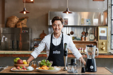 브라운, 배우 이서진과 광고모델 계약 연장