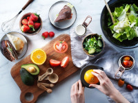 인터컨티넨탈 파르나스 호텔, 정기 문화교양 강좌 운영