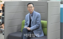 매출 1000억·흑자전환 두마리 토끼 노재근 코아스 회장