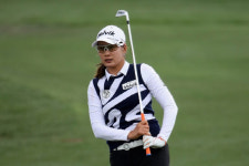 베테랑 최운정, 첫날 공동선두...LPGA 통산 2승 보인다