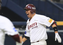 백업포수 김재현이 해냈다 넥센, 시즌 첫 연장 끝내기 승리