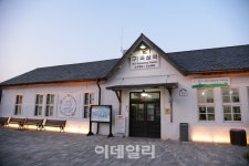 [아빠, 어디가]①칙칙폭폭 섬진강 따라 달리는 기차 여행