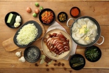 맛·건강 두 마리 토끼를 잡고 싶다면 만족오향족발