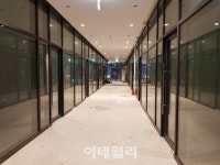 [르포]투자하지 마세요 중개사도 말리는 위례신도시 빈 상가