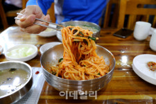 [여행] 얼큰·시원·담백…칼국수 한가락 뽑고 가실래유