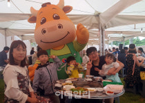 [포토] 제주에서 열린 한우 숯불구이 축제