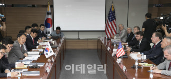 [포토]발언하는 장원삼 방위비분담협상 대표