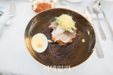 [포토]입맛 도는 원조 평양냉면