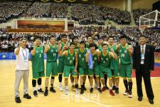 [포토]남북통일농구 번영팀 기념촬영