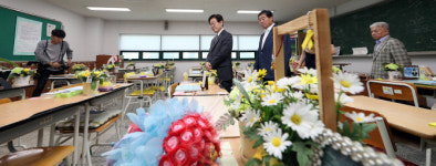 이재명, 안산 4·16 기억교실 방문...안전·생명 존중하는 경기도 만들겠다