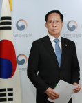 박용진 송영무 발언, 우리 시대 아버지가 할 얘기가 아냐