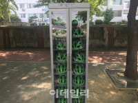 덥고 땀나는데…따릉이 헬멧 대여 첫날 시민들 시큰둥