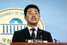 [포토]정의당, 노회찬 의원 관련 긴급 브리핑