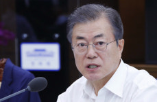 文대통령, 野와 협치내각 승부수…연정 넘어 정계개편으로 이어질까?