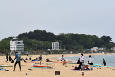 서핑 마니아들이 즐겨 찾는 양양 죽도해변