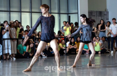 [포토] 미술관에서 관람하는 무용 공연