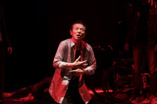 아들은 왜 아버지를 찔렀나…연극 장씨 일가