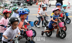 [포토]씽씽 자전거 타기