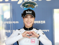[포토] 스마일퀸 김하늘 하이트진로 사랑해요