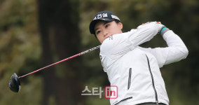 [포토] 솔짱 지한솔 멀리 멀리 날리는 티샷
