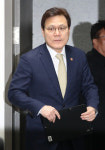 최종구 “은행권, 경쟁력 있는 車부품업체 적극 지원해야”