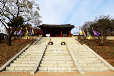 [여행] 역사의 흔적따라 뚜벅뚜벅, 거꾸로 가는 시간여행