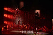 뮤지컬 ‘노트르담 드 파리’ 10주년 공연 마무리