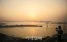 [여행] 유달산 아래 쪽빛바다, 목포의 눈물 일렁이다