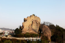 [여행] 유달산 아래 쪽빛바다, 목포의 눈물 일렁이다
