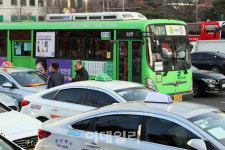 [포토]택시파업, 길 막혀