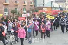 강원도 발원 축사 악취…경기도 포천주민들 문제해결 안되면 등교거부