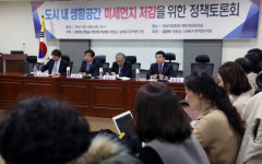 [주목e토론]아파트 외벽·출입구·기둥 녹지 조성, 미세먼지 36%↓