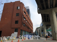 [줌인]블세권 들썩…성수동 고가 아래로 사람이 몰린다