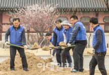 삼성물산연포리조트 | 삼성물산 리조트부문, 경복궁서 재능기부
