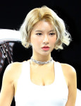[포토]레이싱모델의 아찔한 볼륨감