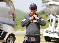 [포토]KPGA  지민기 경기위원 아마추어 선수들도 잘하네요