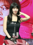 [포토]트와이스 모모, 섹시한 머리넘김