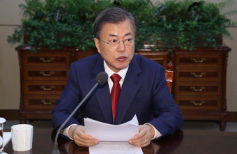 文대통령 “정치권 대립·갈등 격화 매우 안타깝다”