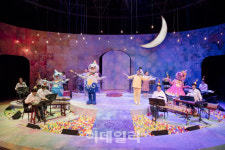 국악 만난 셰익스피어? 클래식과 함께하는 슈퍼히어로?