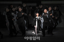 달라진 서울시무용단…현대사회 소통 문제 다룬 놋