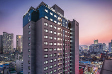 유커느는데…관광호텔 건립 포기 속출, 왜