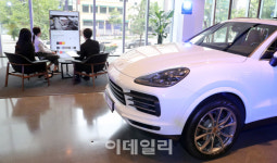 [포토]포르쉐 스튜디오 청담에서 나만의 포르쉐를 만들어보세요!