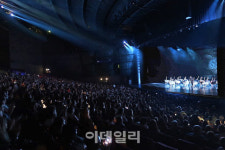 유니버설발레단 백조의 호수 프랑스 관객 사로잡다