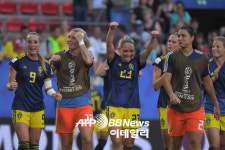 스웨덴, 우승후보 독일 꺾고 女월드컵 4강행...네덜란드도 4강 합류