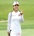 장은수, KLPGA 제주 삼다수 대회에서 10년 만에 첫 우승 달성