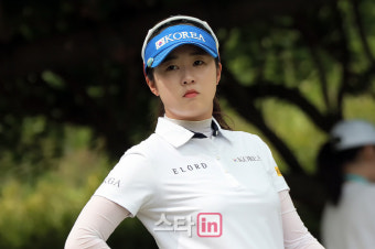 [포토] 국대 김재희 '(이)예원이 샷이 좋은데'
