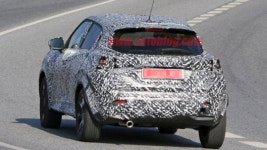 악동 소형 SUV 닛산 2세대 쥬크 위장막 포착..내년 나온다