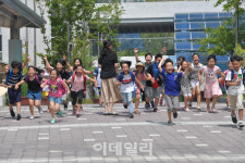[포토]초등학교 방학, 가벼운 발걸음