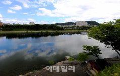[여행] 짙푸른 남강 물결 위로 논개 충절도 흐르다